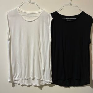 Everlane Sleeveless Black and Cream Tees - M